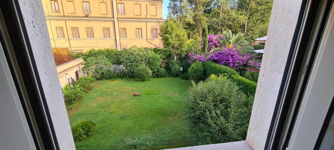 Riari Garden Bed & Breakfast 5*