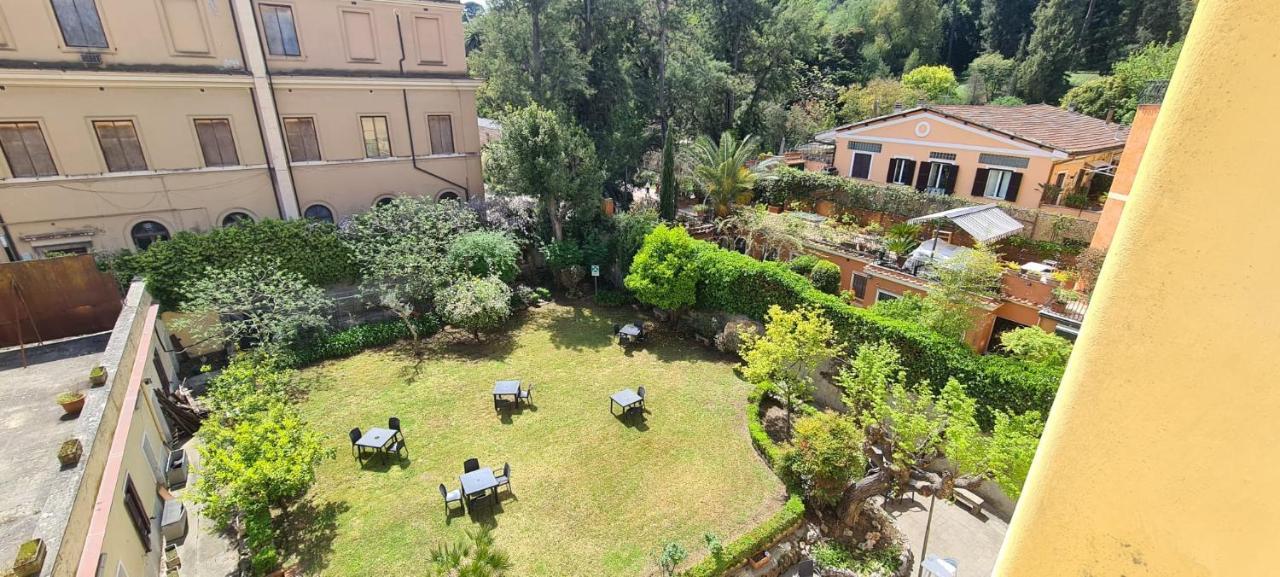 Riari Garden Rome