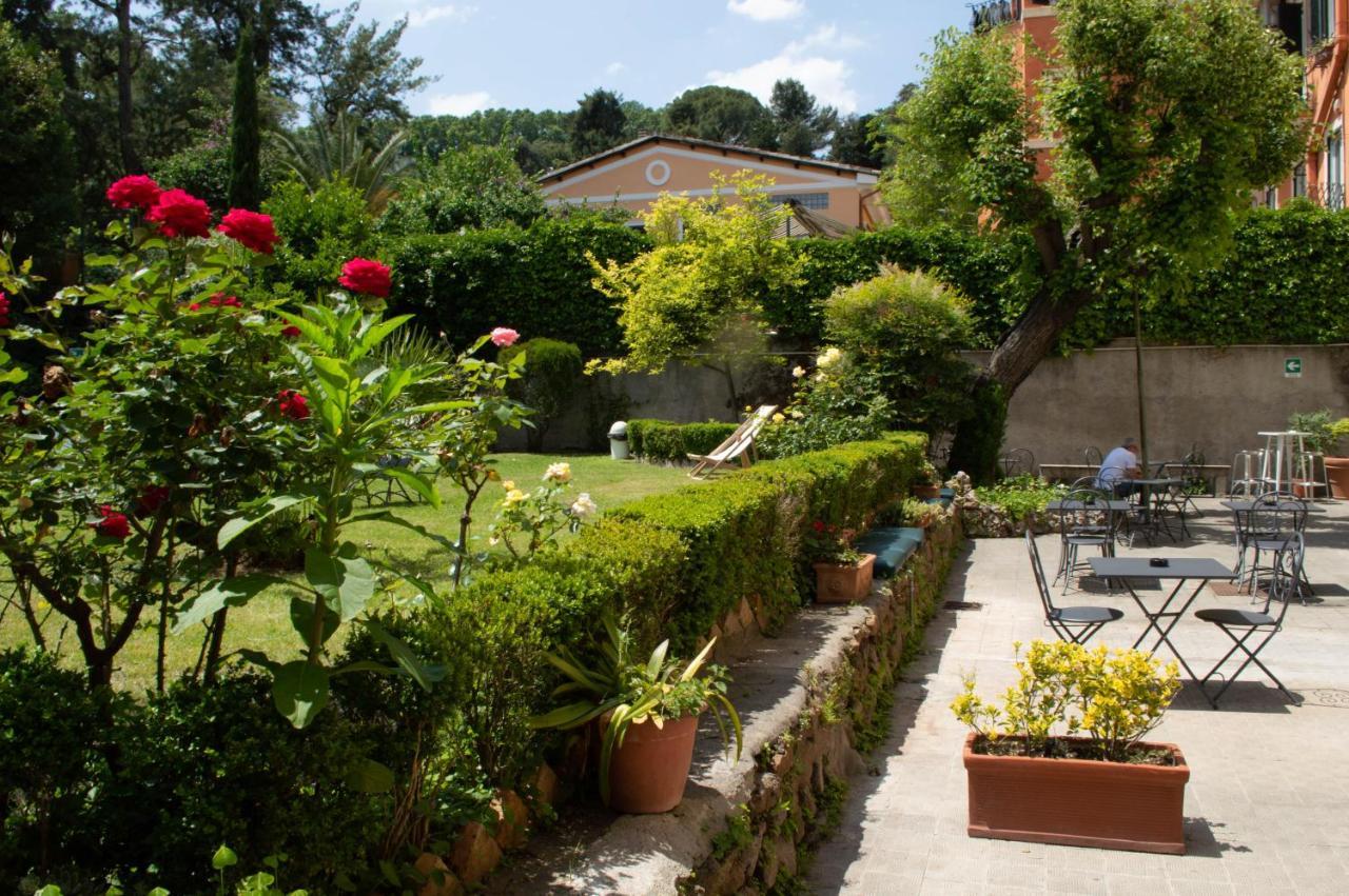 Riari Garden Couette-café Rome
